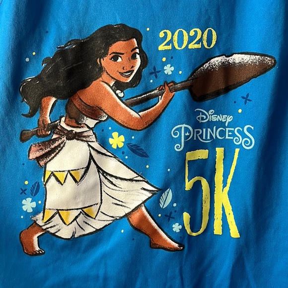 Moana Disney Princess 5K Run Sweat-wicking Tee Size Small 2020 - Picture 1 of 5